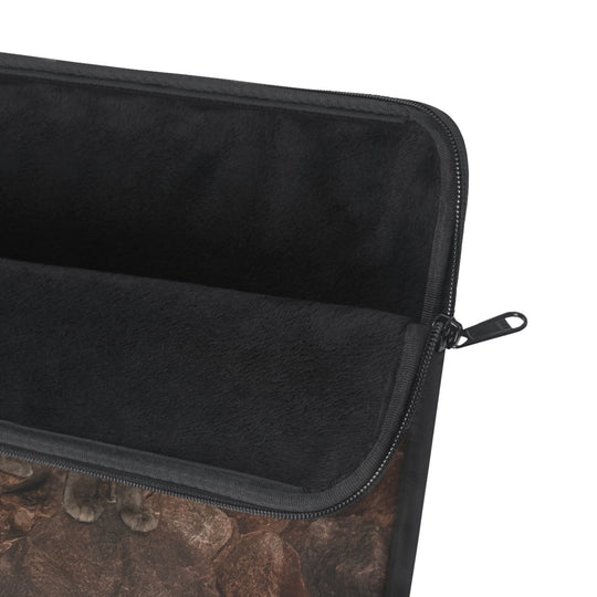 Laptop Sleeve - Cat on the Rocks