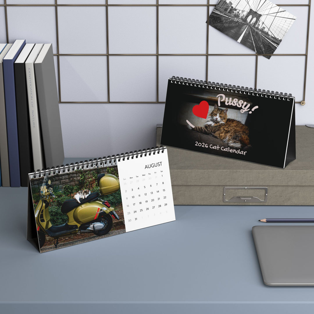I Love Pussy Cat Desk Calendar 2026 – Funny Gift for Cat Lovers